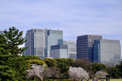 千代田区のビル群